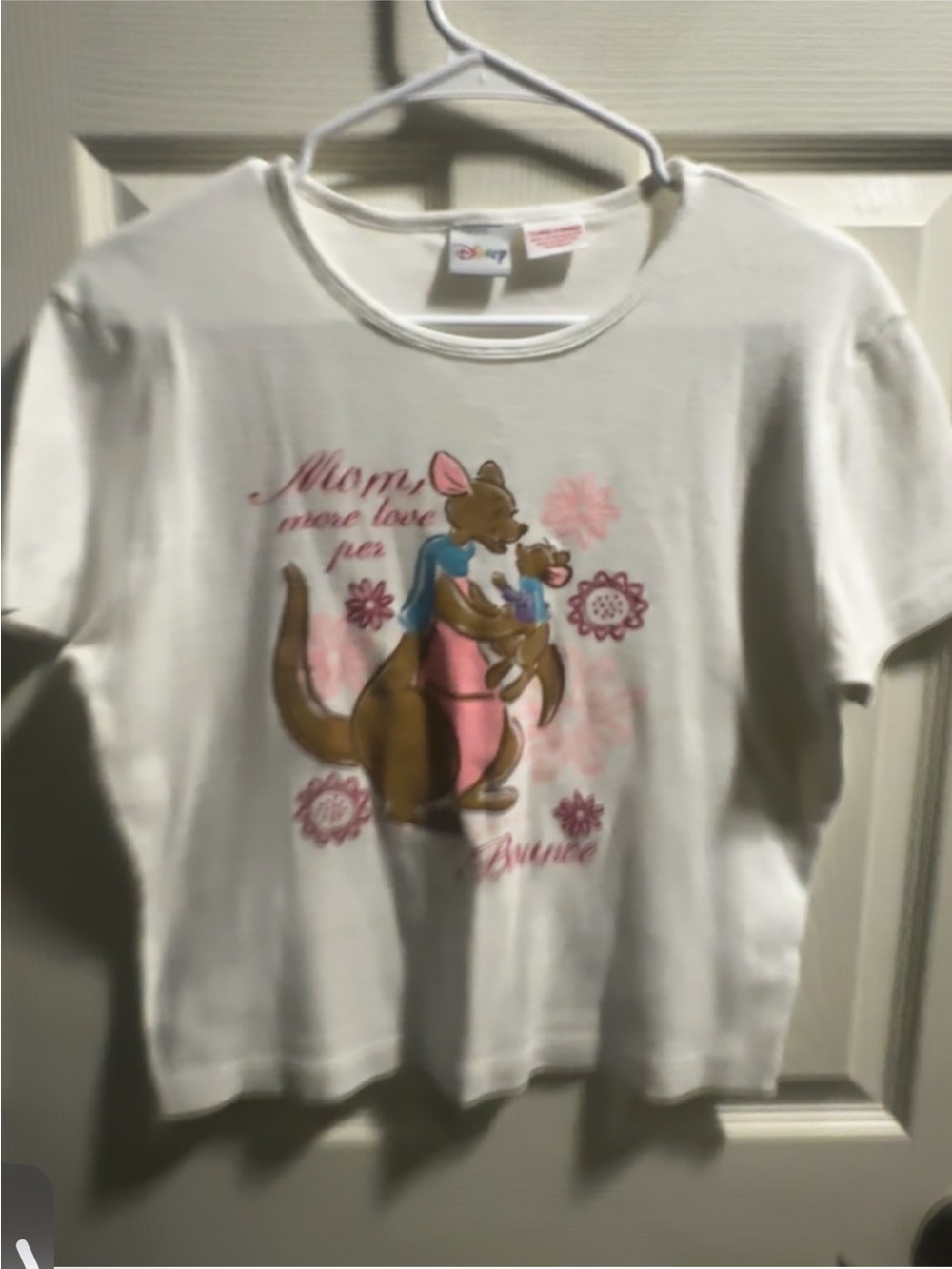 Disney Kanga and Roo Cream Crewneck size XL